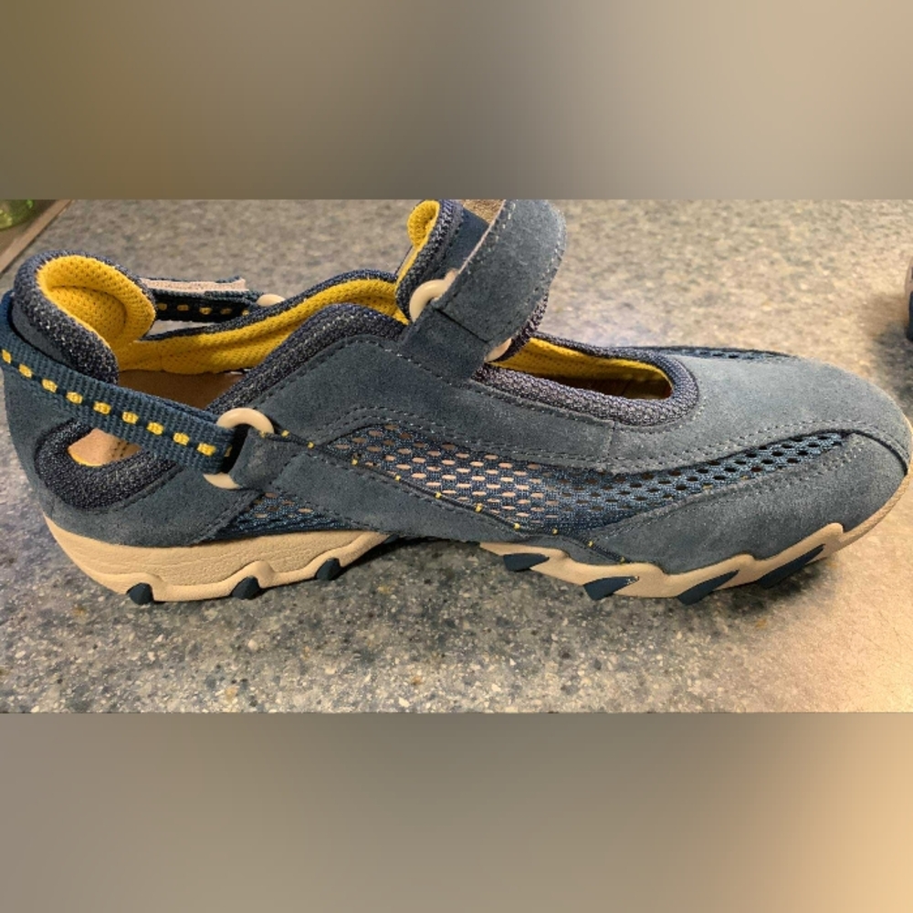 Allrounder Blue Outdoor Shoes Size 8. - Picture 2 of 12